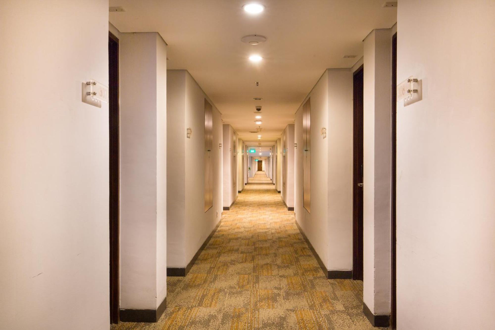 J4 Hotels Legian Εξωτερικό φωτογραφία