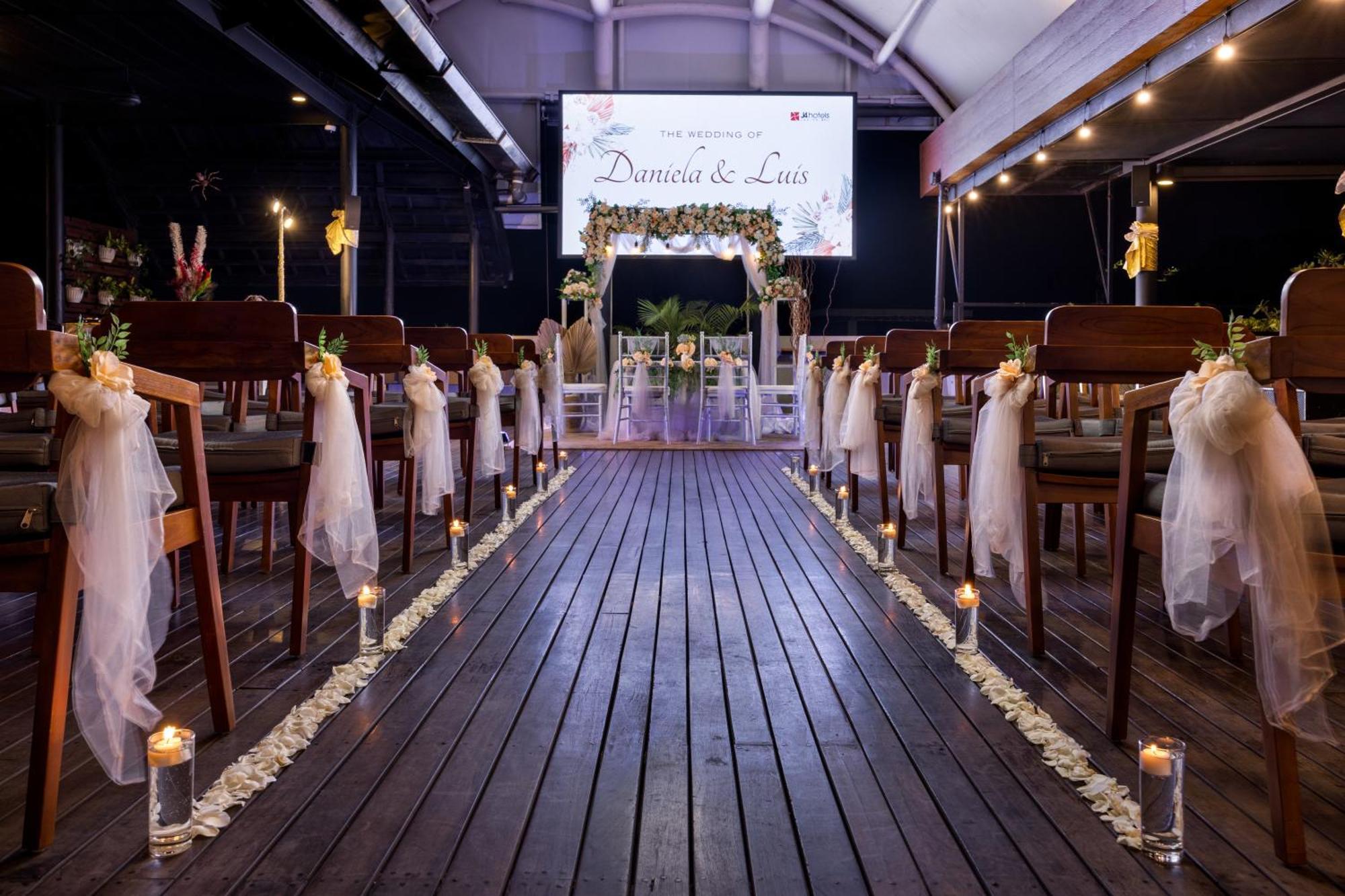 J4 Hotels Legian Εξωτερικό φωτογραφία